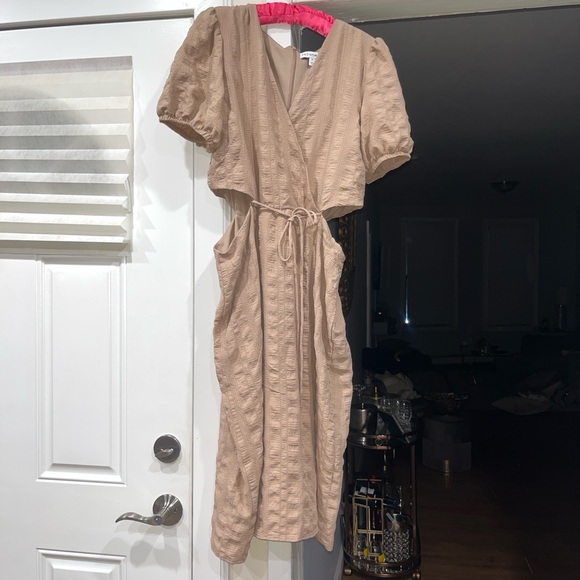 And Now This Dresses & Skirts - Tan textured cut out dress